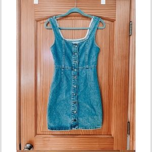 ✧ Urban Outfitters: Denim Button Down Dress